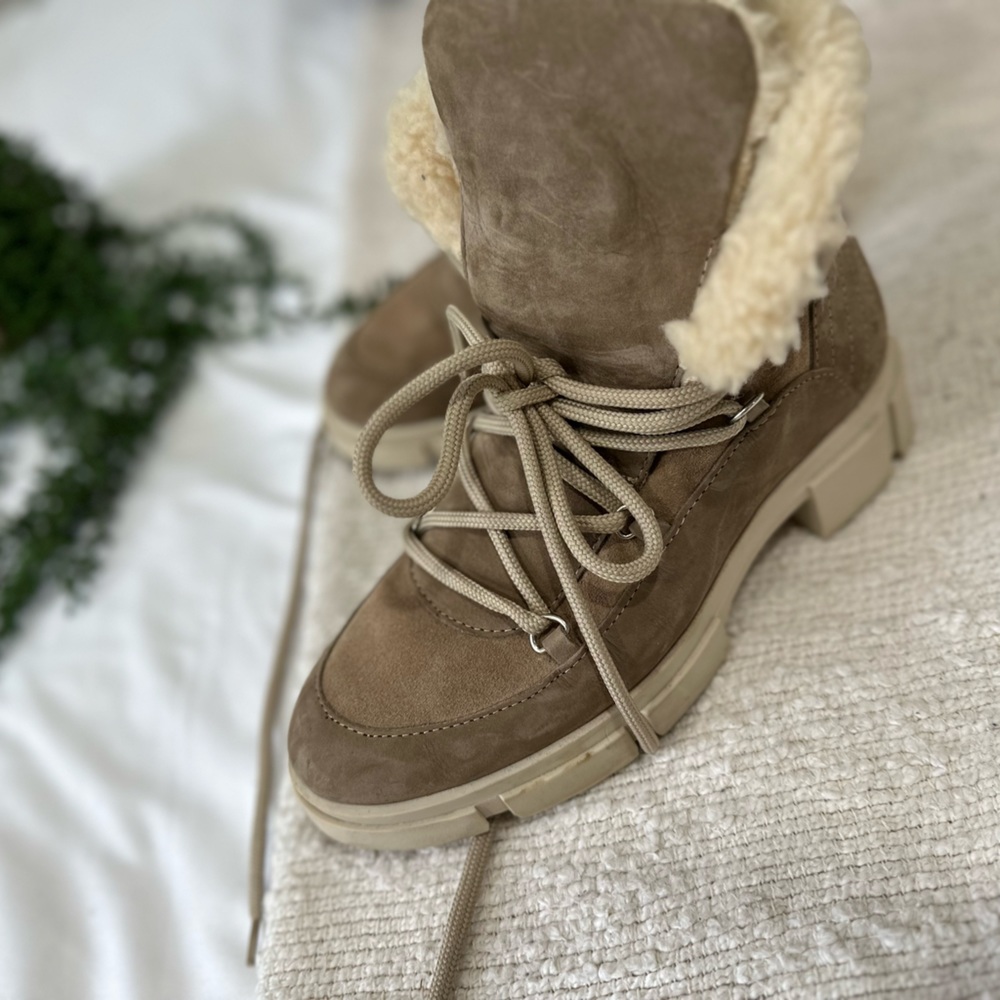 Women boots